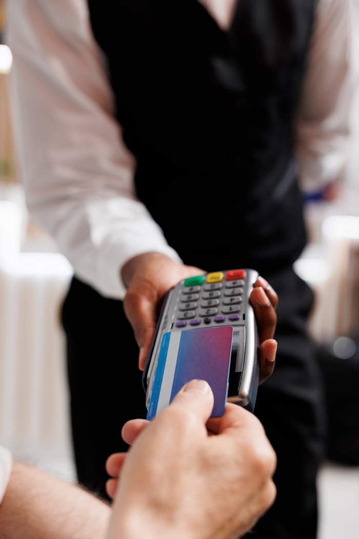 card-payment-hotel-lounge-area