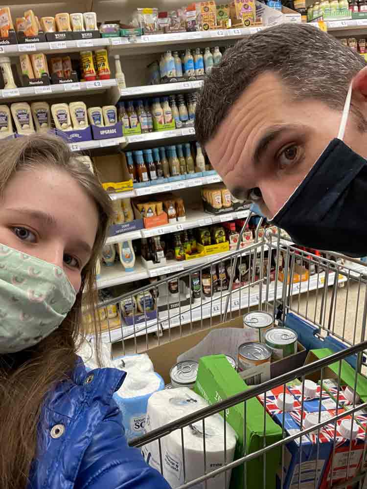 AdamandDaughter_CSR_Foodbank_shop