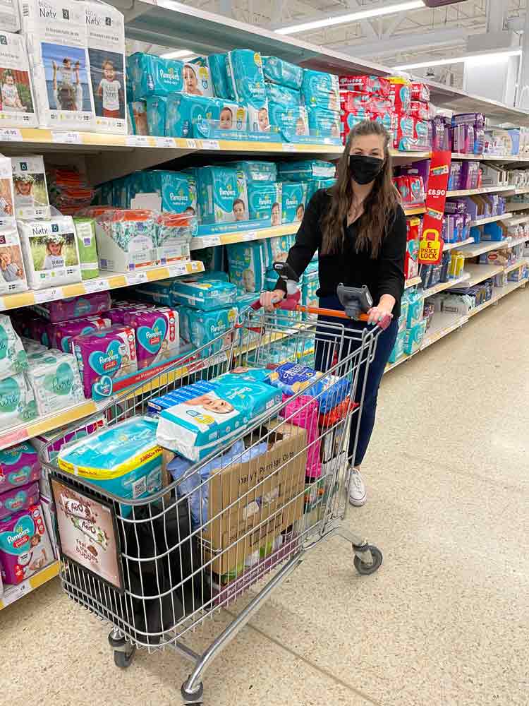 Foodbank__CSR_Woking_Shopping_7