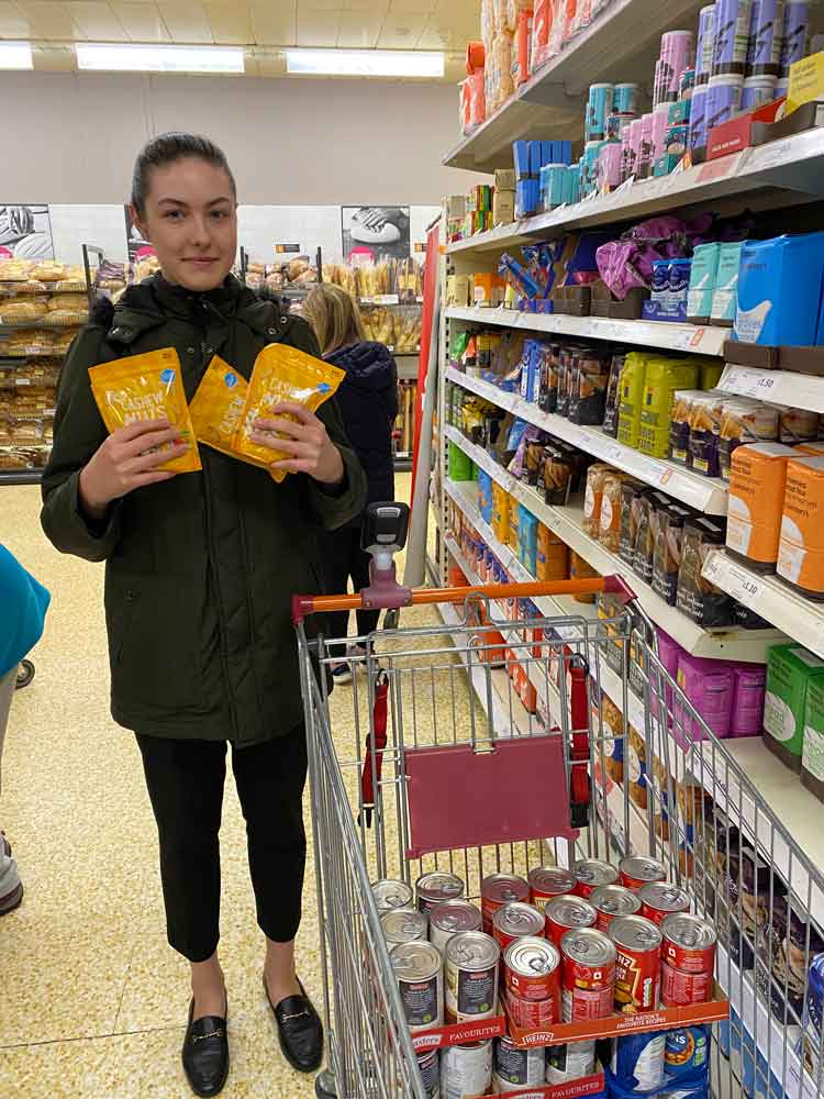 Weronika_CSR_Foodbank_Bracknell_nuts