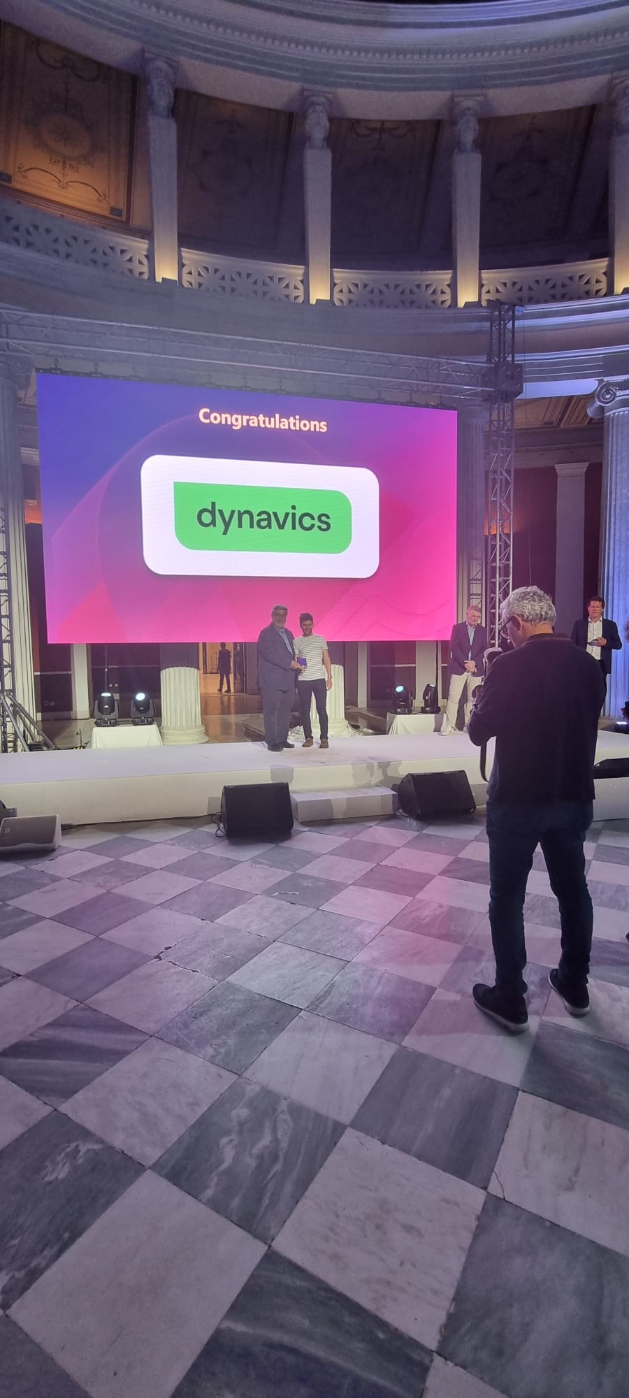 f32a229d-ecf5-4b77-be94-d5f96fd2fed1